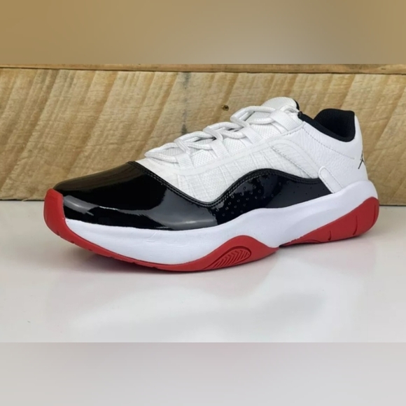 AIR JORDAN 11 CMFT "BRED" MEN'S US SIZE 10 BRAND NEW IN BOX - Picture 12 of 12